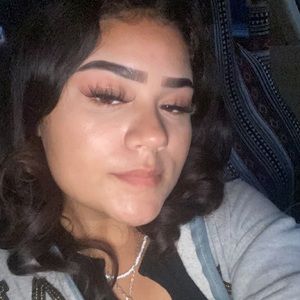 Meet your Posher, Carlianna